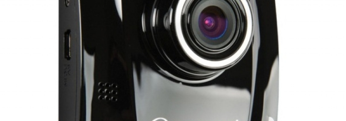 Висококачествен видеорегистратор Transcend DrivePro 220